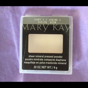 Mary Kay Ivory 1 mineral pressed powder